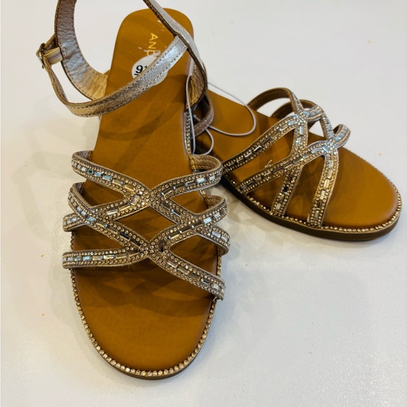 Andiamo Shoes - Andiamo Comfort & style Gold Beaded Sandals Women’s 9.5W New without tag